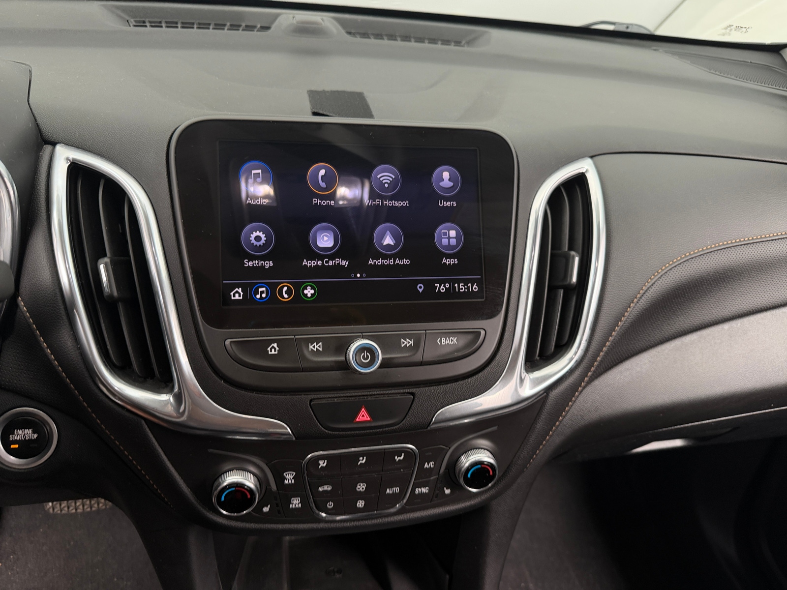 Thumbnail: 2019 Chevrolet Equinox - 3