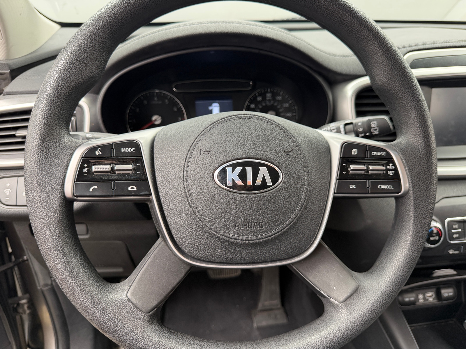 Thumbnail: 2019 Kia Sorento - 5