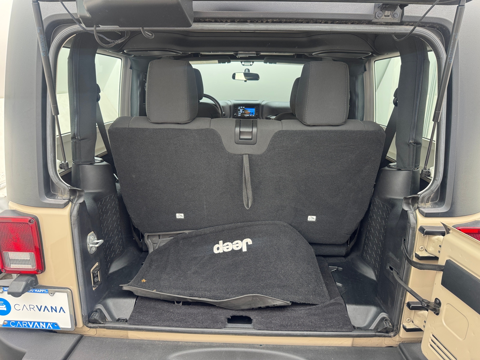Thumbnail: 2016 Jeep Wrangler - 7