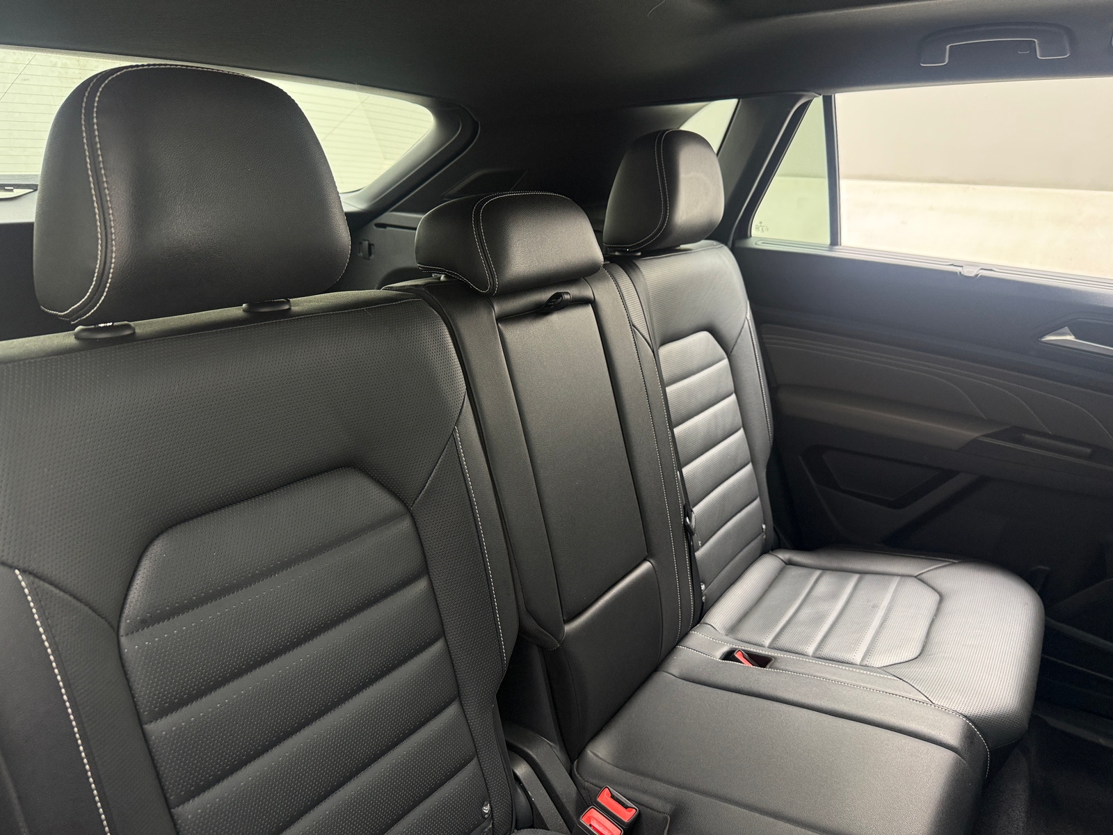 Thumbnail: 2023 Volkswagen Atlas - 5