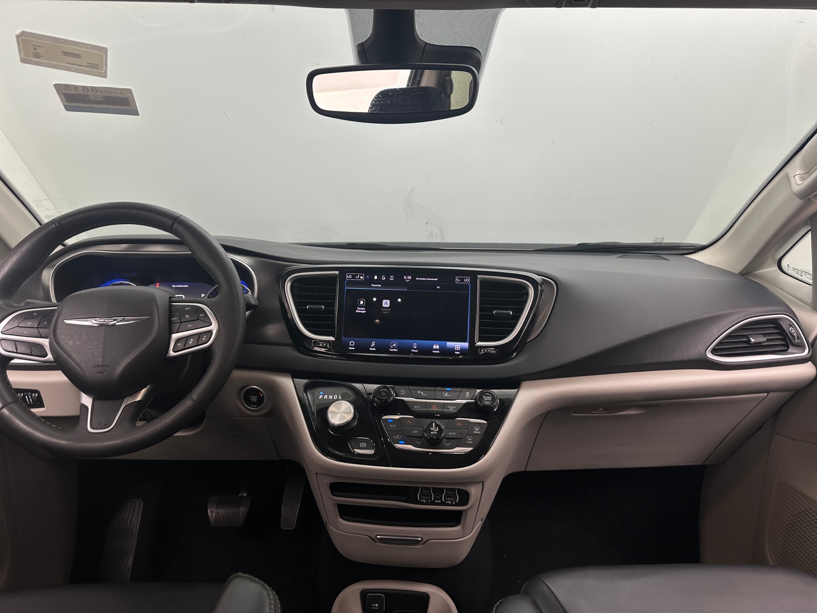 Thumbnail: 2024 Chrysler Pacifica - 2