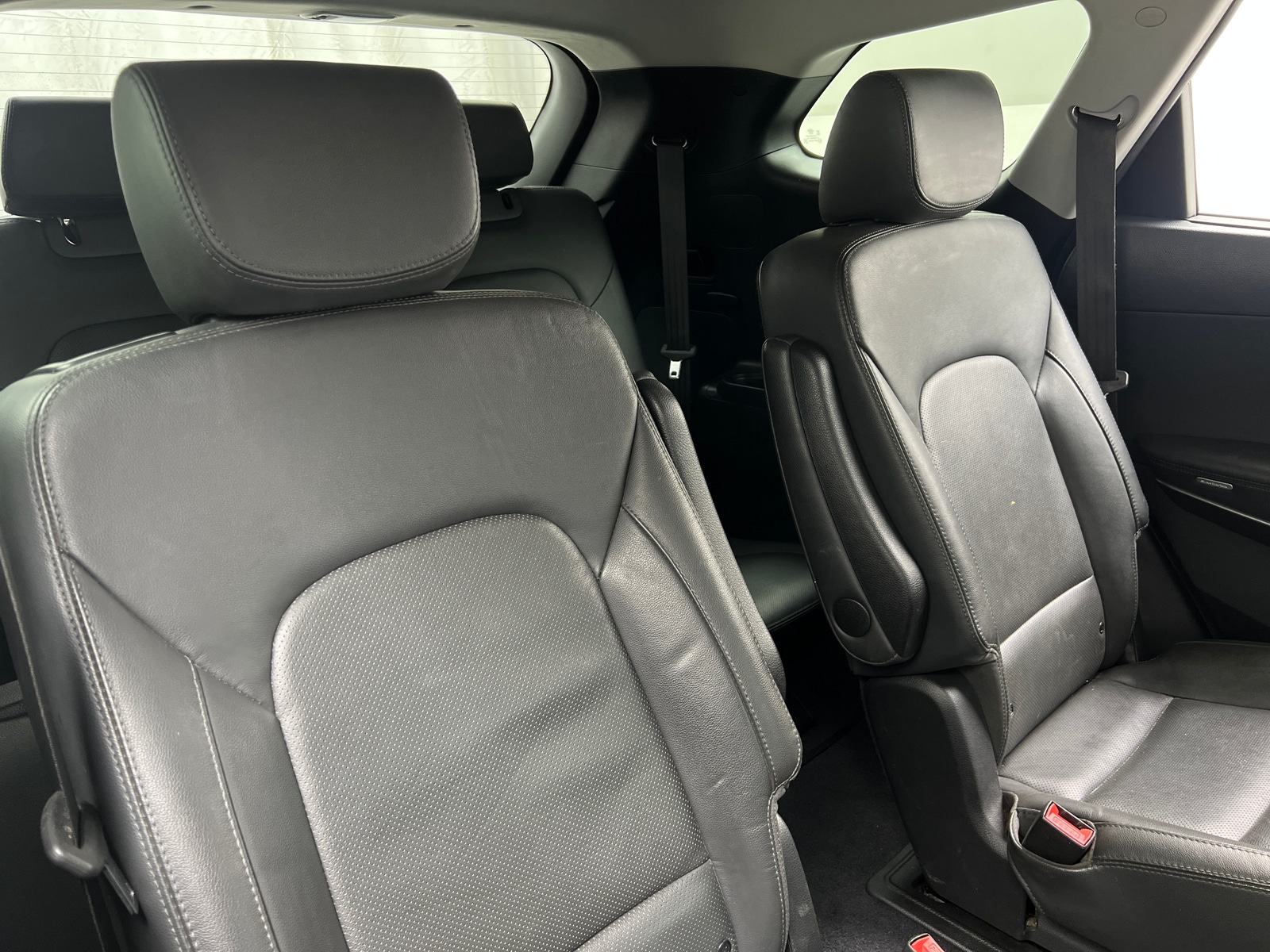 Thumbnail: 2017 Hyundai Santa Fe - 5