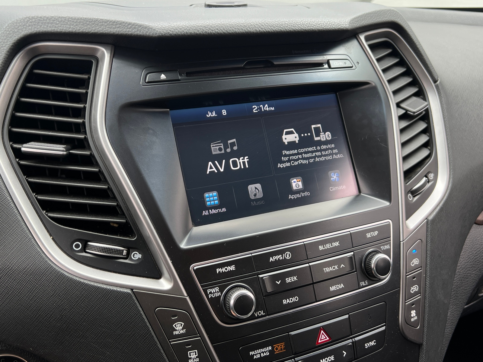 Thumbnail: 2017 Hyundai Santa Fe - 3