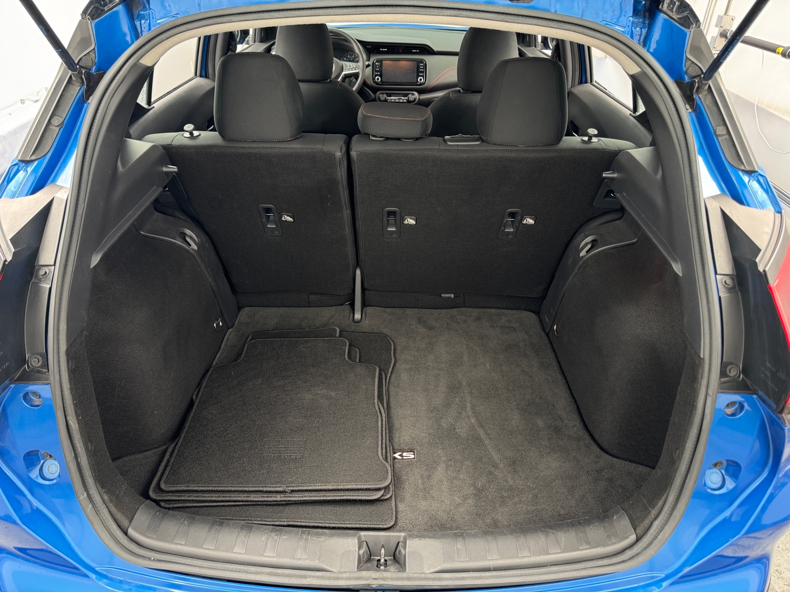 Thumbnail: 2021 Nissan Kicks - 7