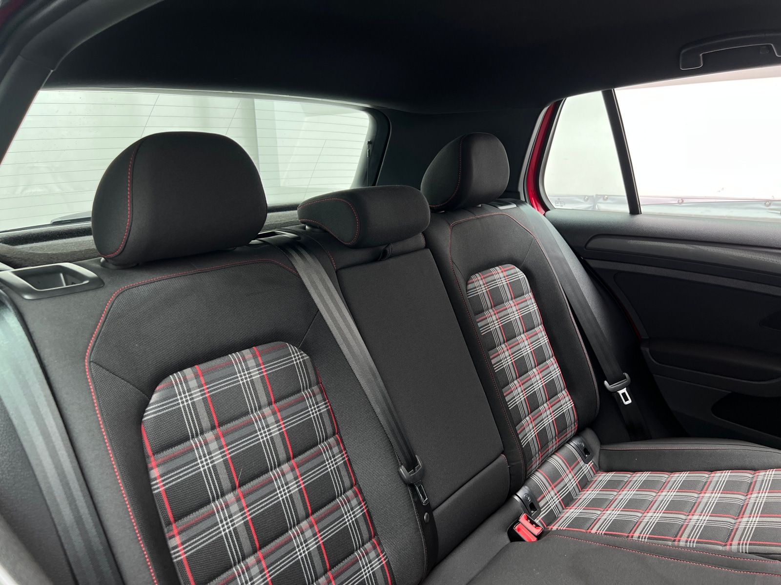 Thumbnail: 2019 Volkswagen Golf - 6