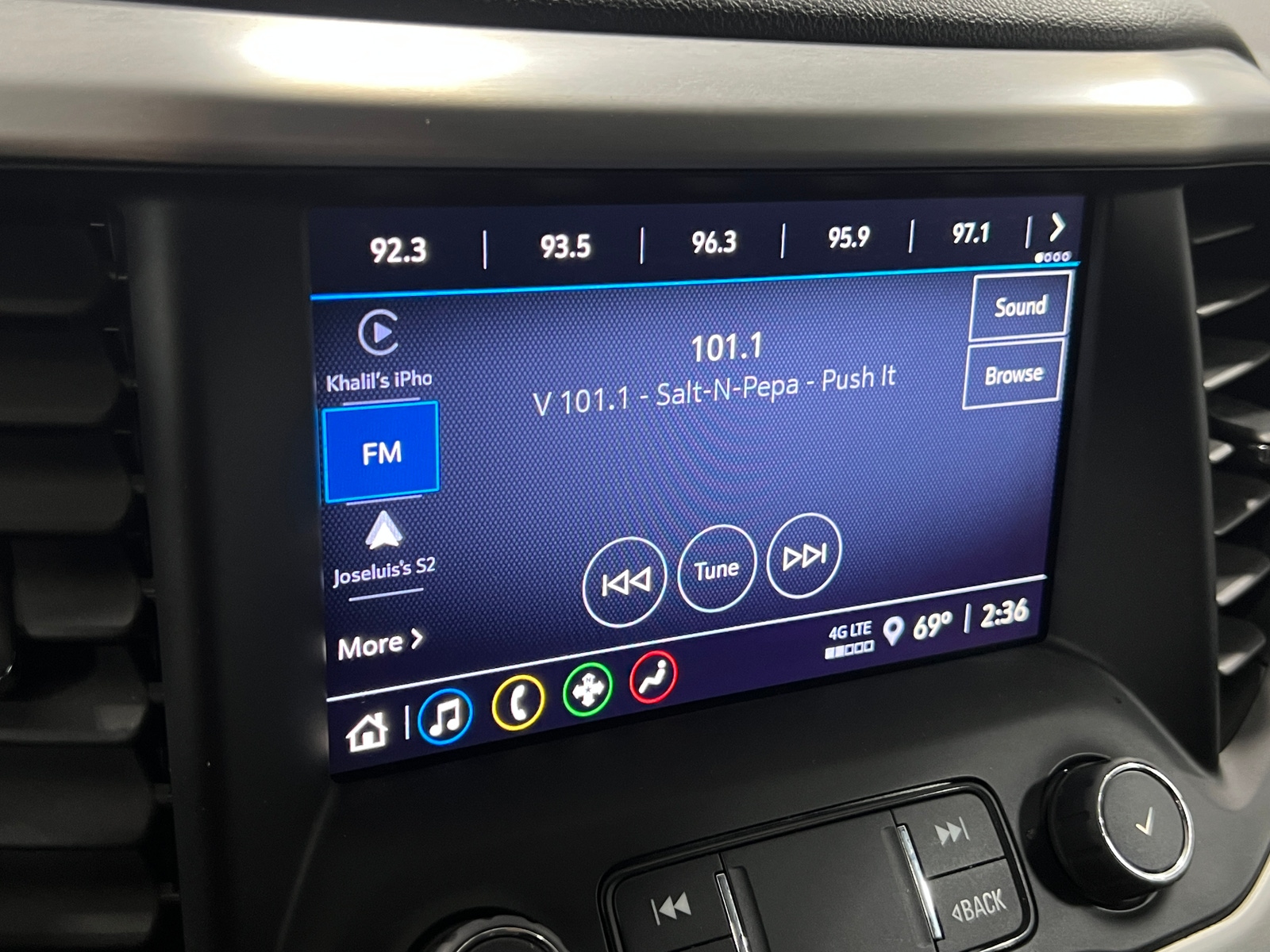 Thumbnail: 2021 GMC Acadia - 4