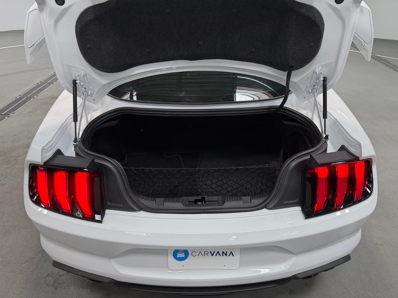 Thumbnail: 2022 Ford Mustang - 6