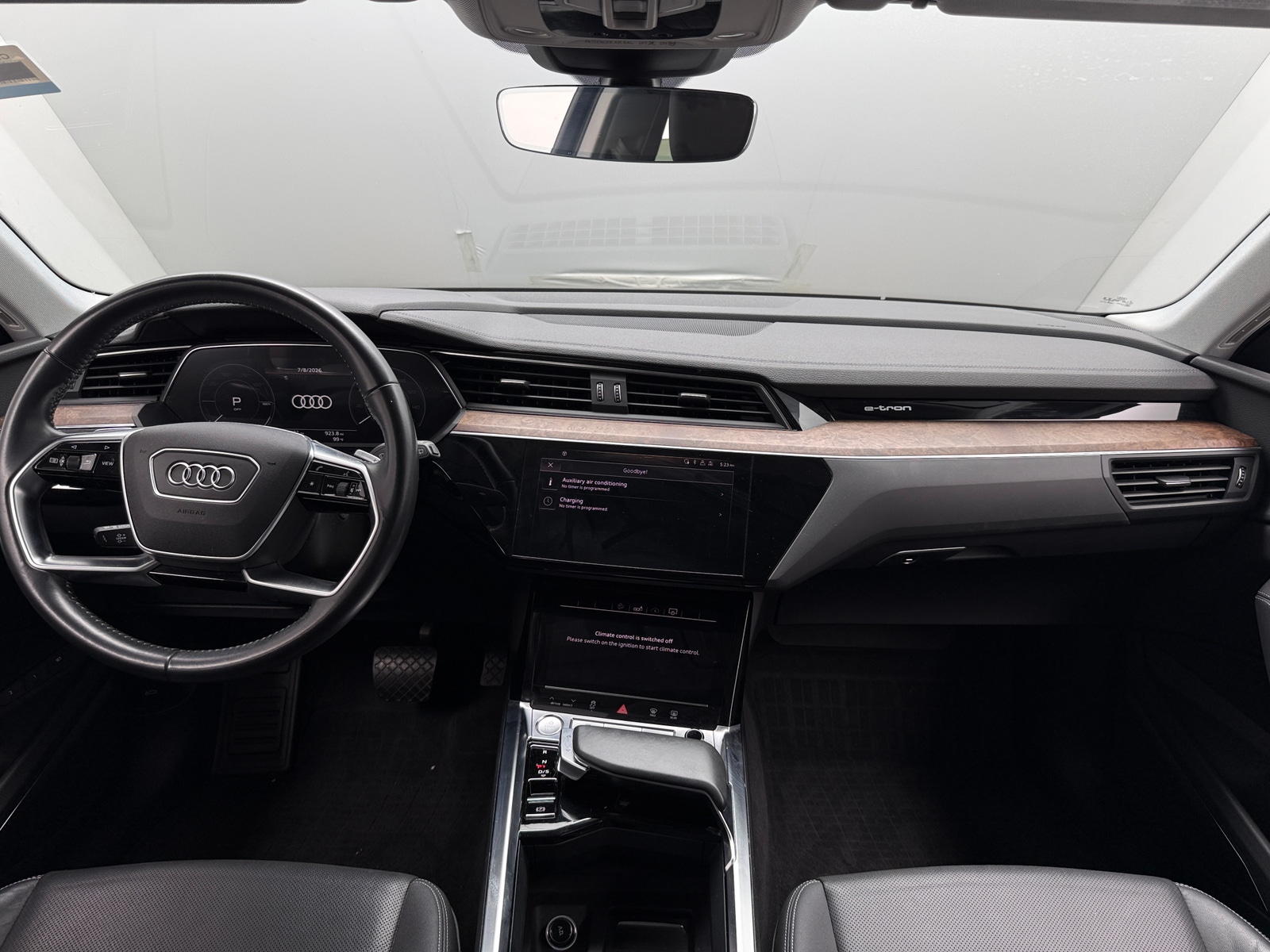 Thumbnail: 2019 Audi e-tron - 2
