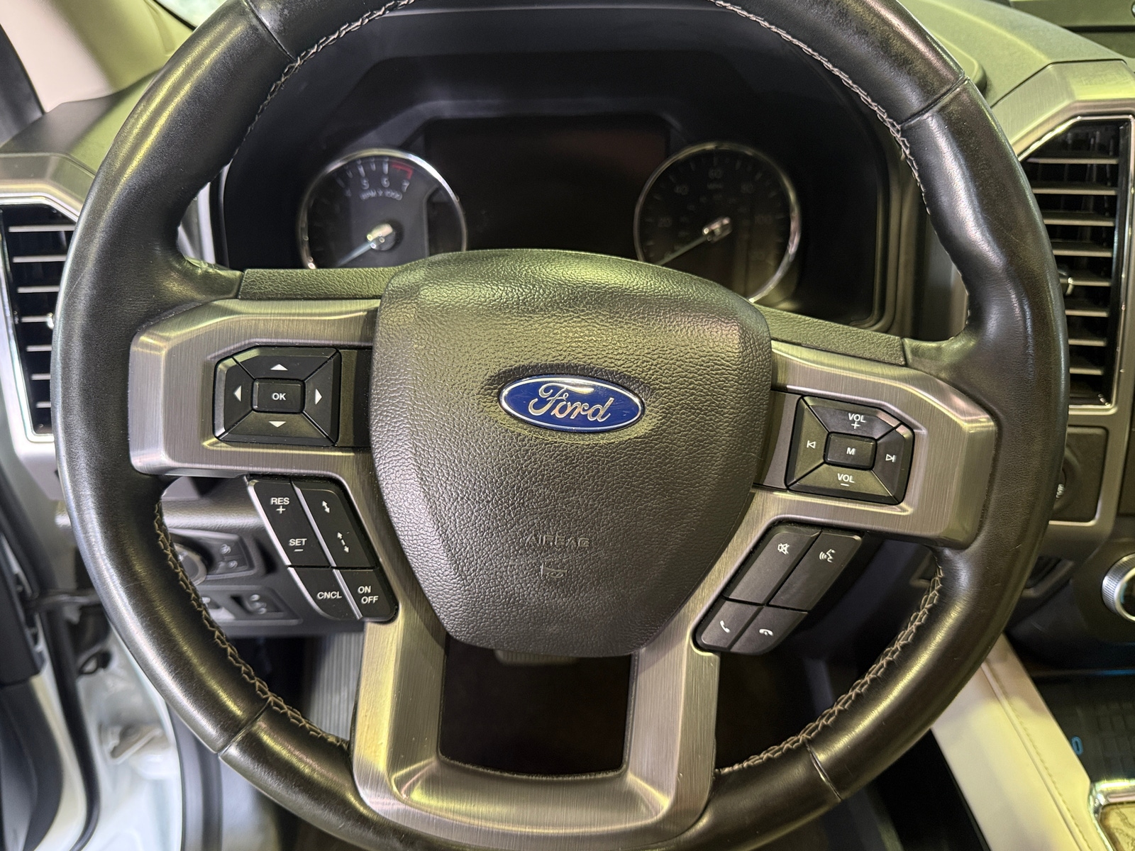 Thumbnail: 2020 Ford Expedition MAX - 4