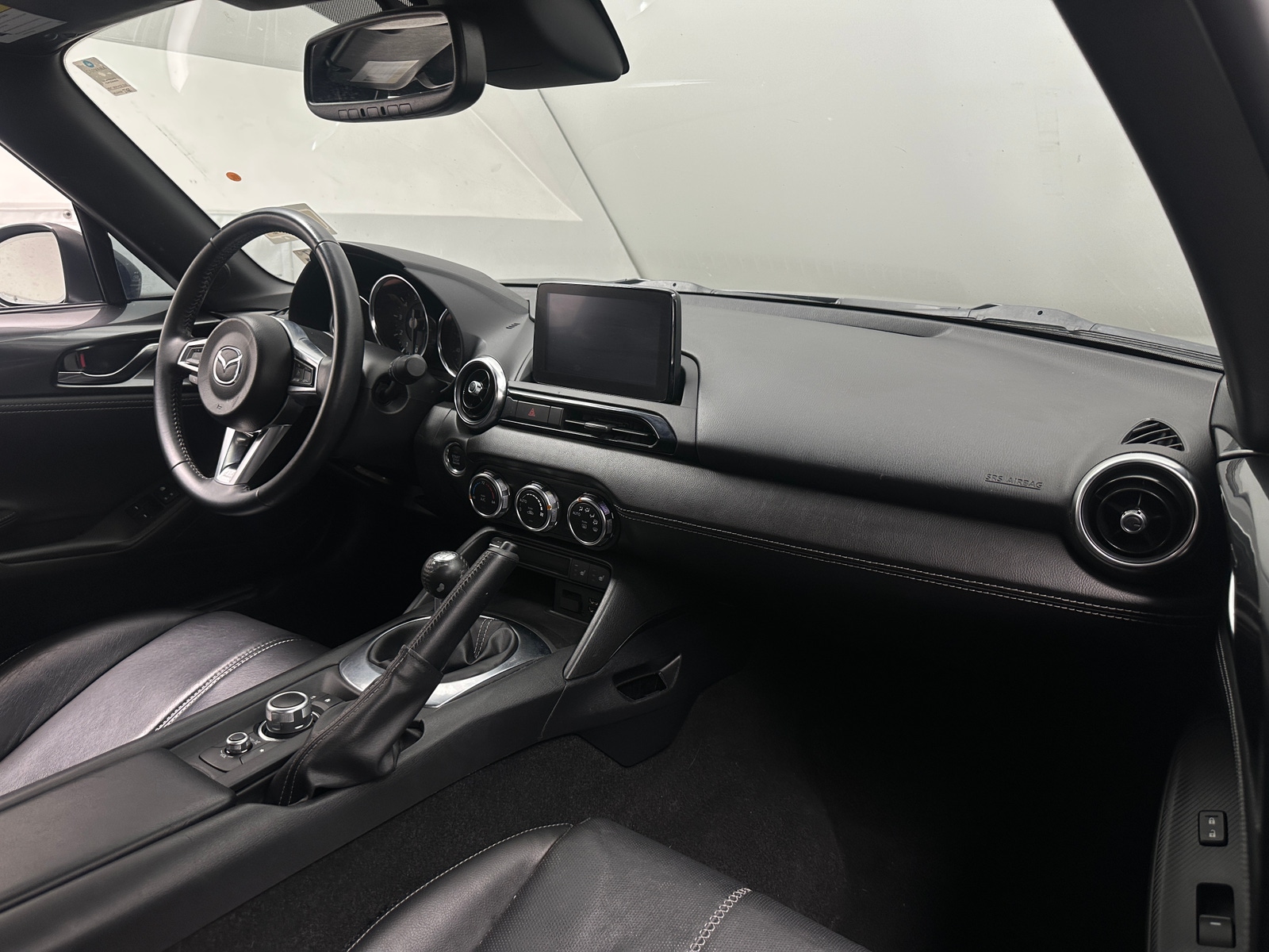 Thumbnail: 2021 Mazda MX-5 Miata - 2