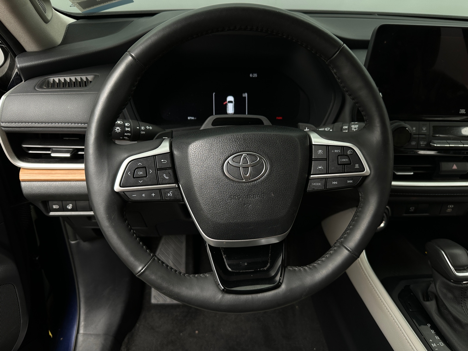 Thumbnail: 2024 Toyota Grand Highlander - 4