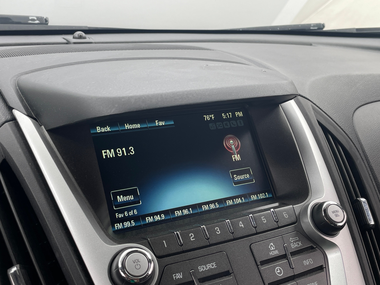 Thumbnail: 2017 Chevrolet Equinox - 4