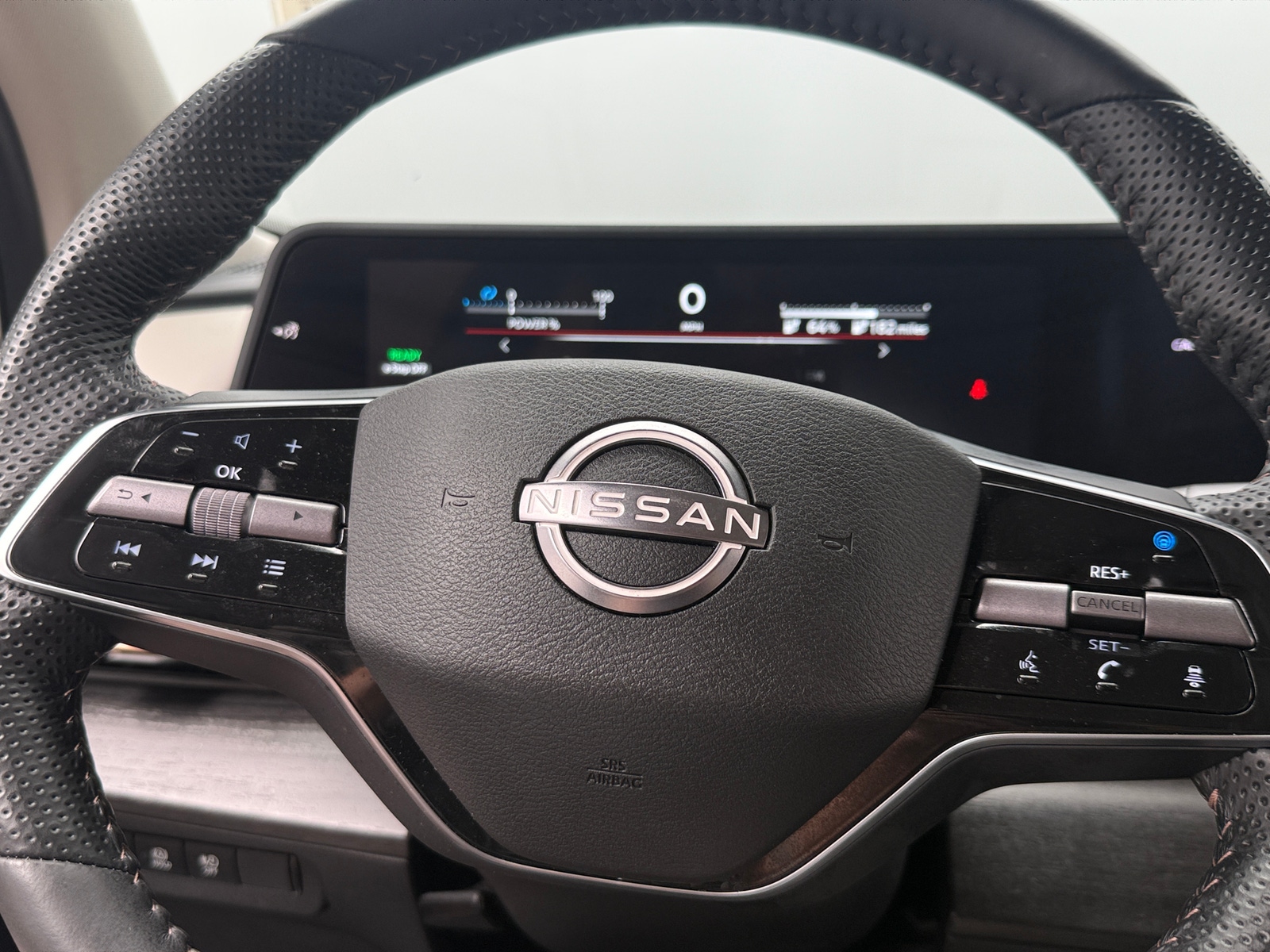 Thumbnail: 2025 Nissan Ariya - 4