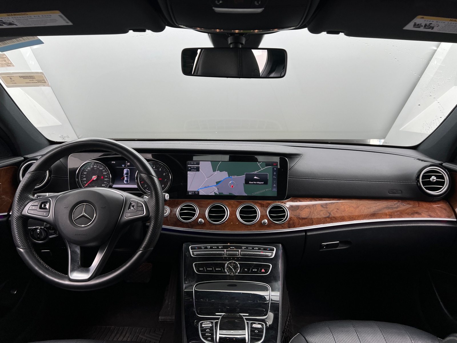 Thumbnail: 2017 Mercedes-Benz E-Class - 2