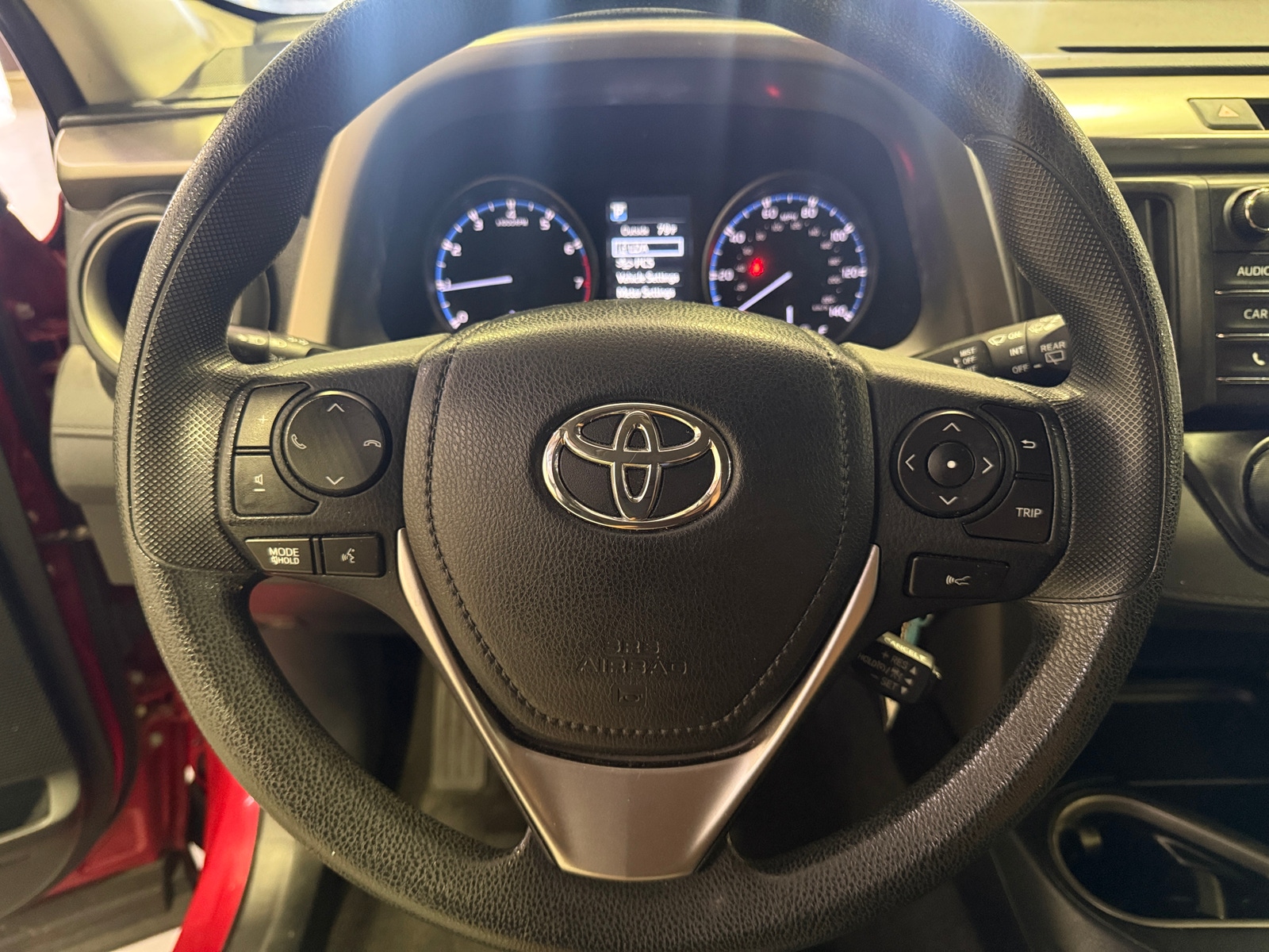 Thumbnail: 2017 Toyota RAV4 - 5