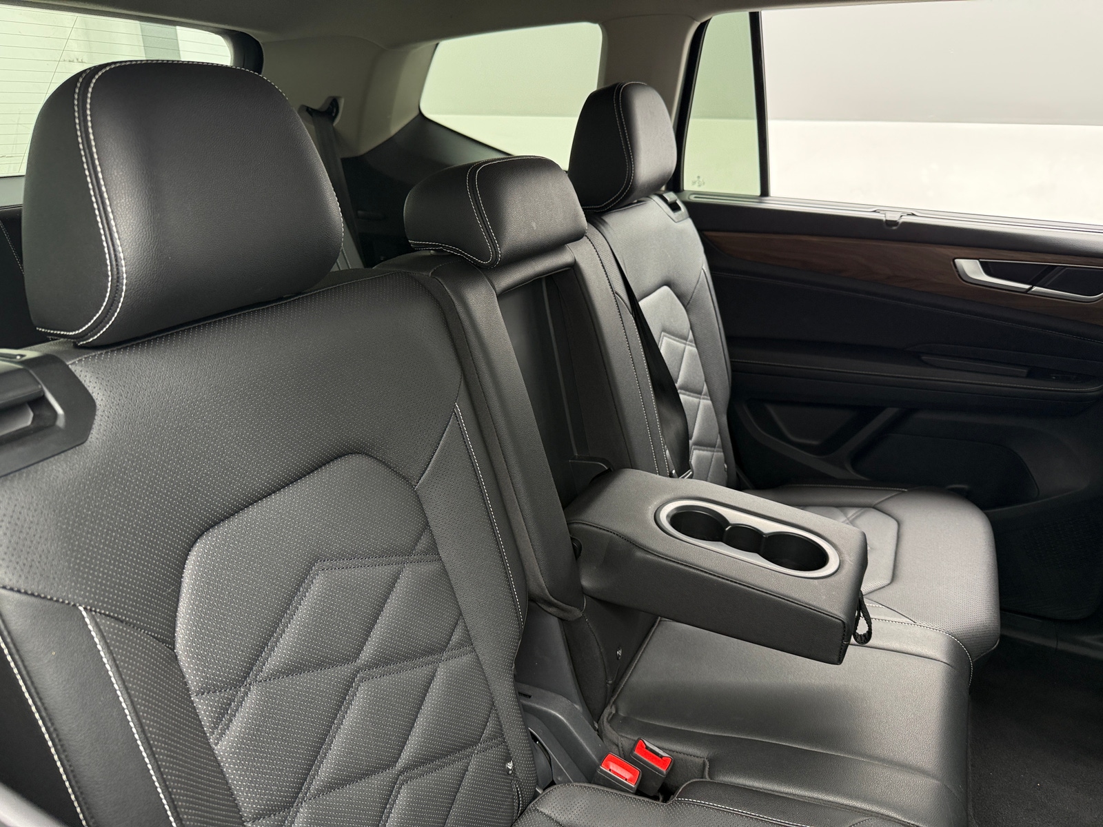 Thumbnail: 2026 Volkswagen Atlas - 5