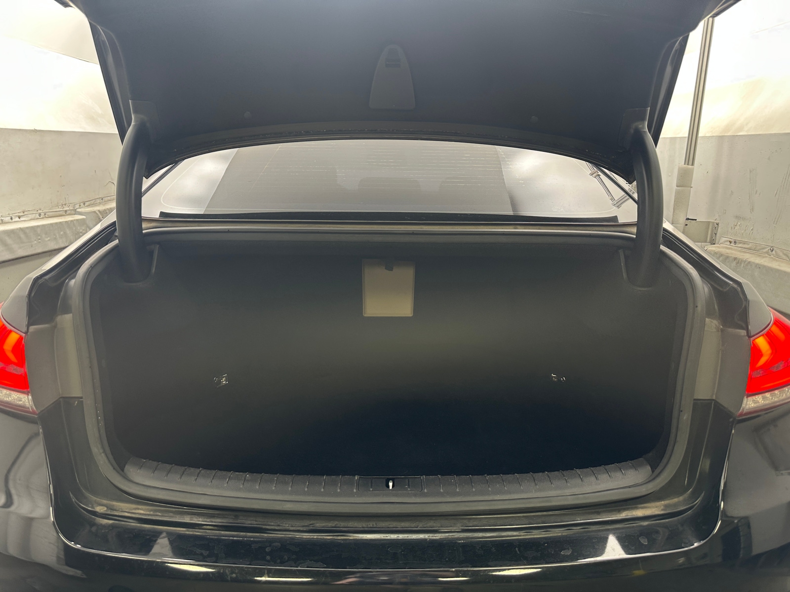Thumbnail: 2016 Hyundai Genesis - 6