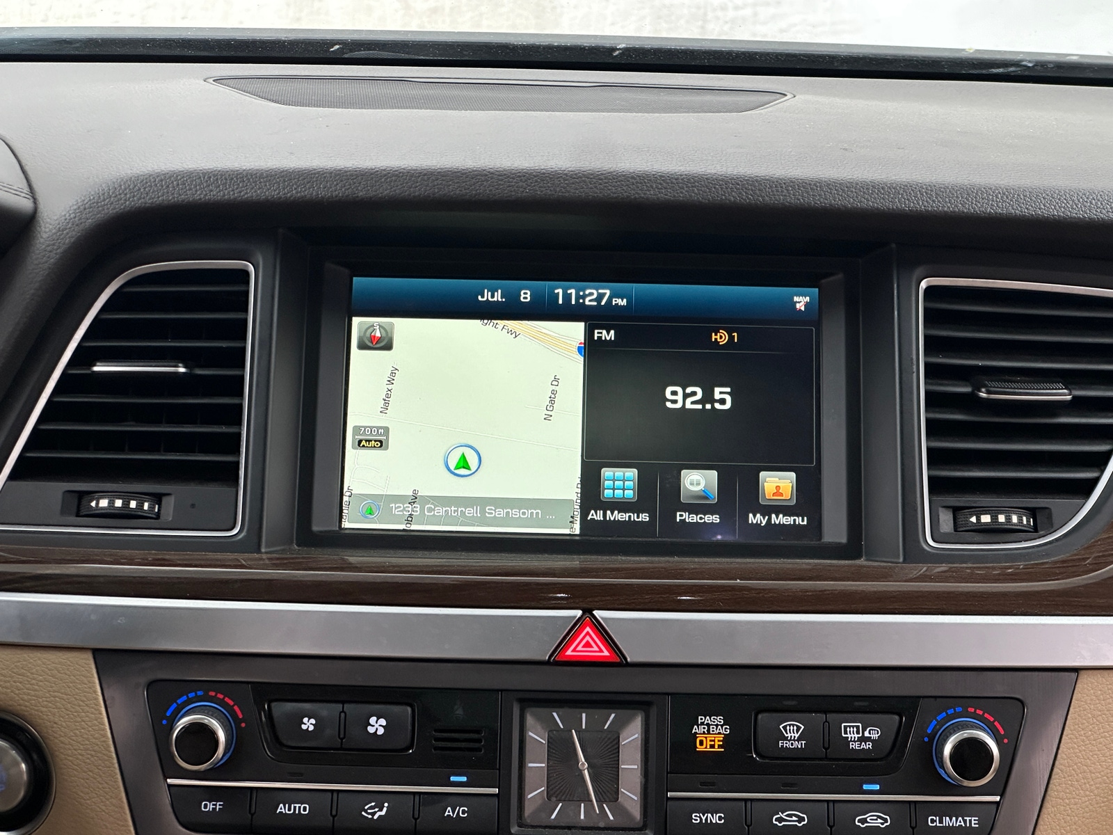 Thumbnail: 2016 Hyundai Genesis - 3