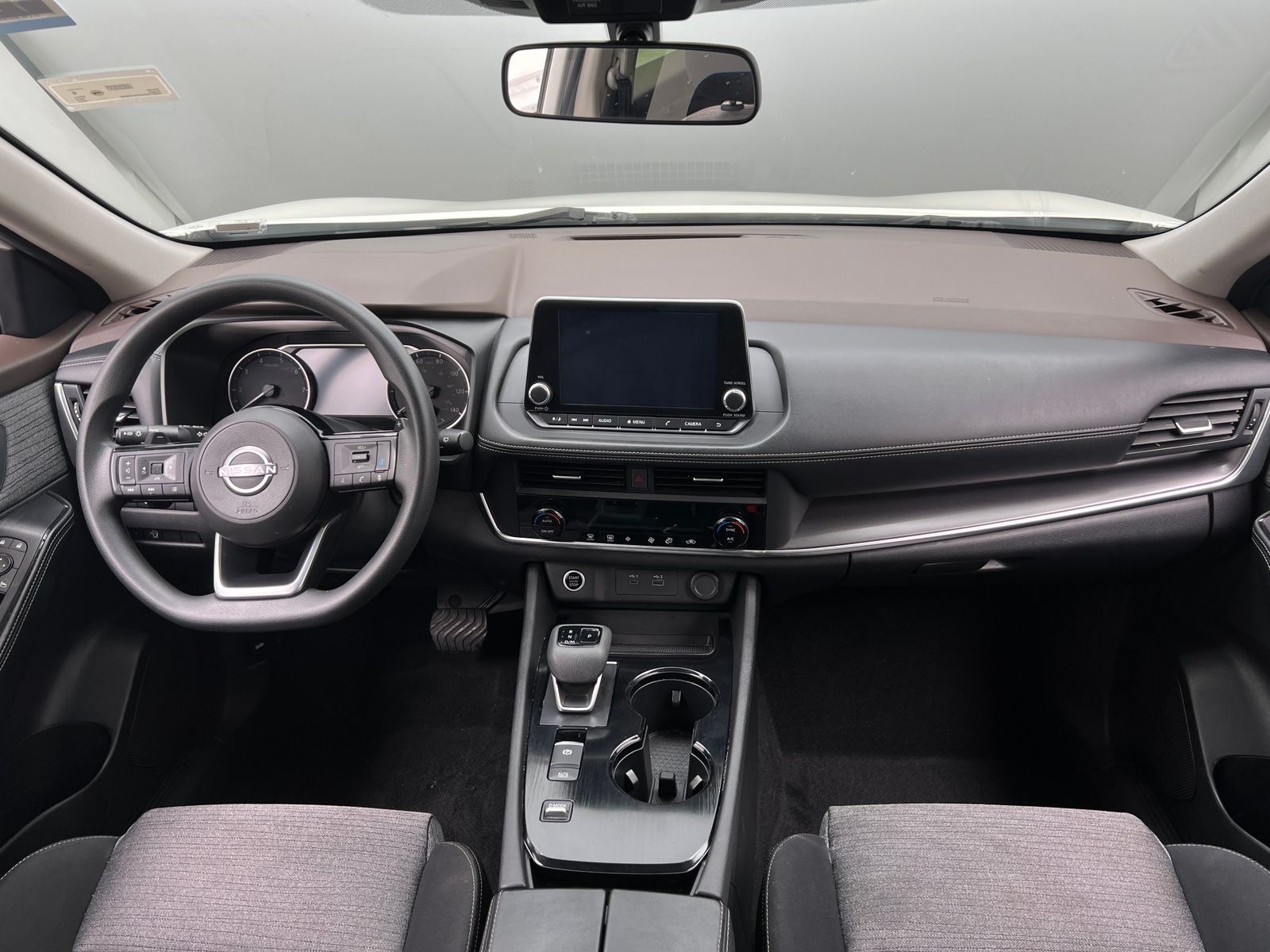 Thumbnail: 2023 Nissan Rogue - 3