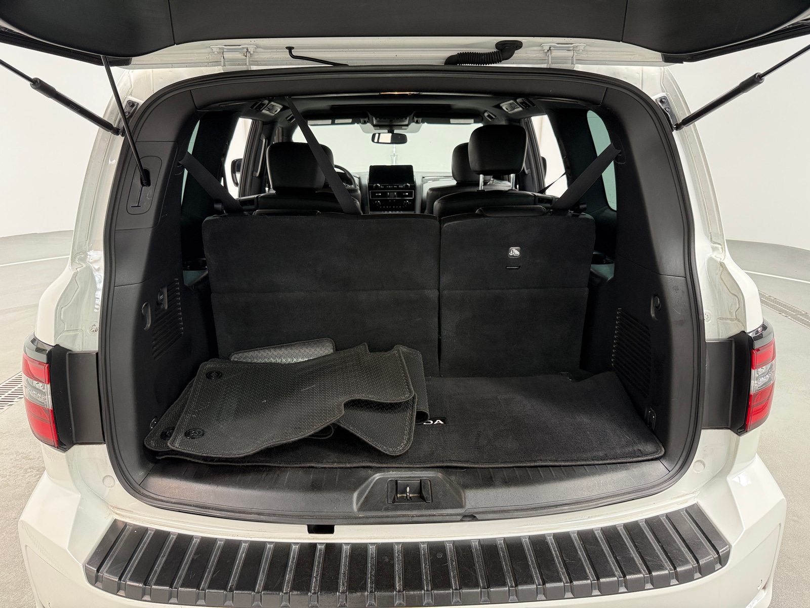 Thumbnail: 2023 Nissan Armada - 6