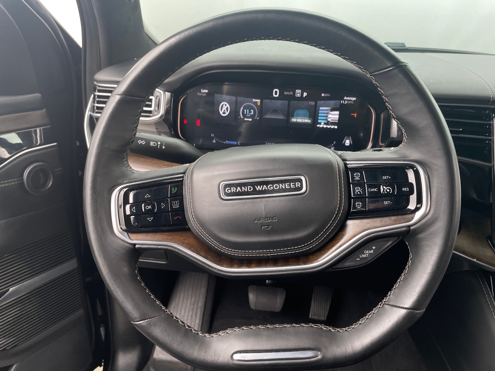Thumbnail: 2023 Jeep Grand Wagoneer - 4