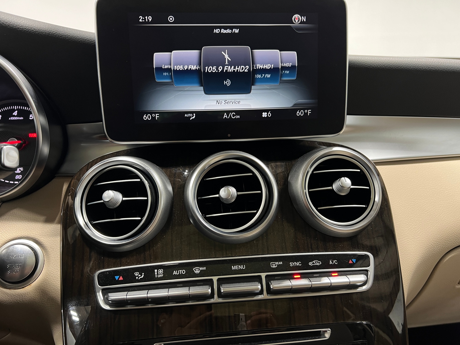 Thumbnail: 2017 Mercedes-Benz GLC - 3