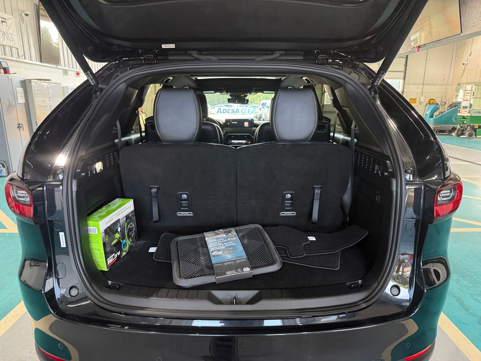 Thumbnail: 2024 Mazda CX-90 - 6