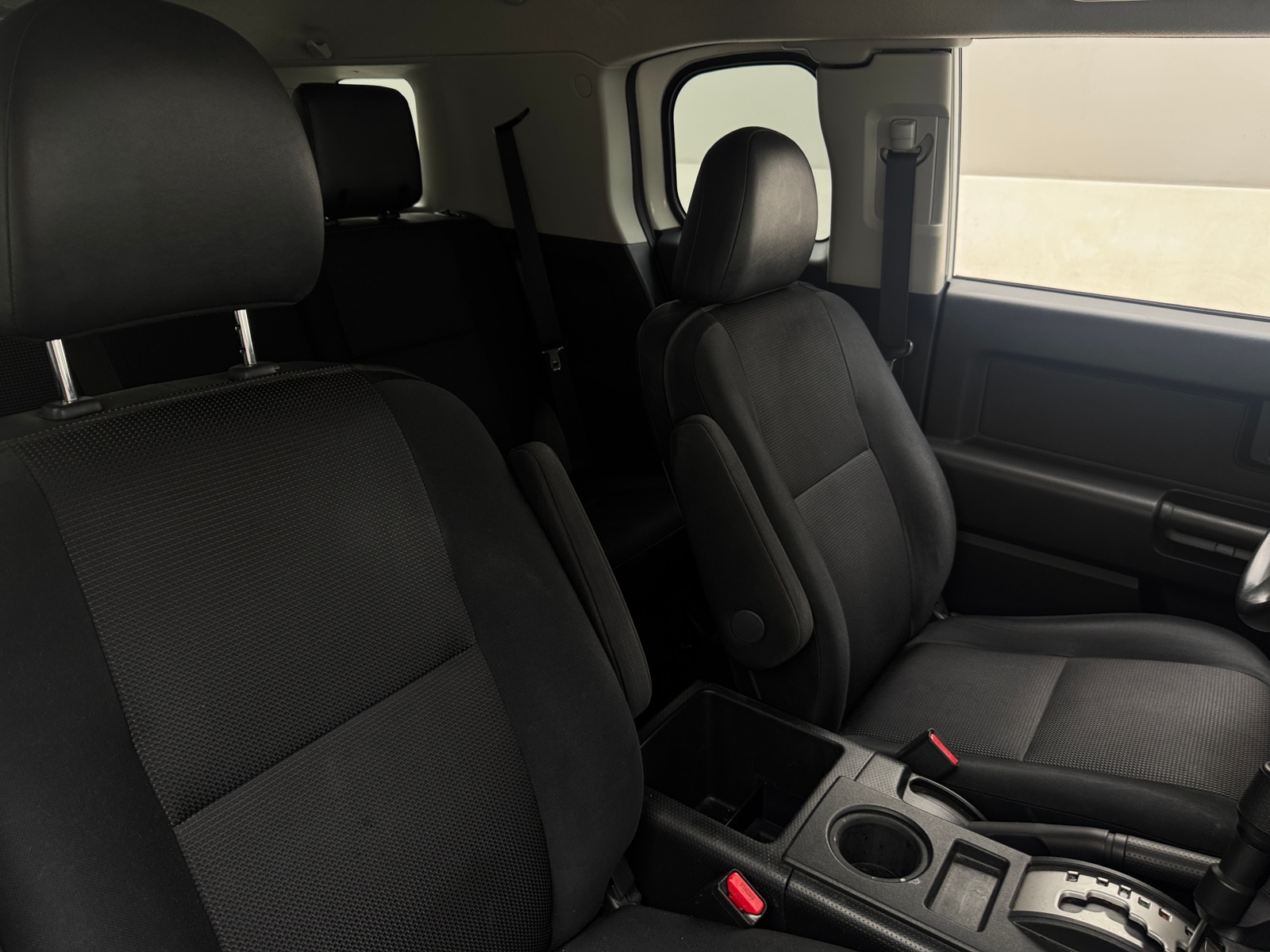 Thumbnail: 2014 Toyota FJ Cruiser - 2