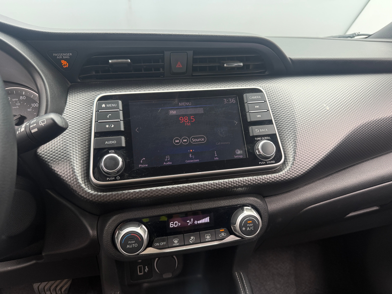 Thumbnail: 2018 Nissan Kicks - 4