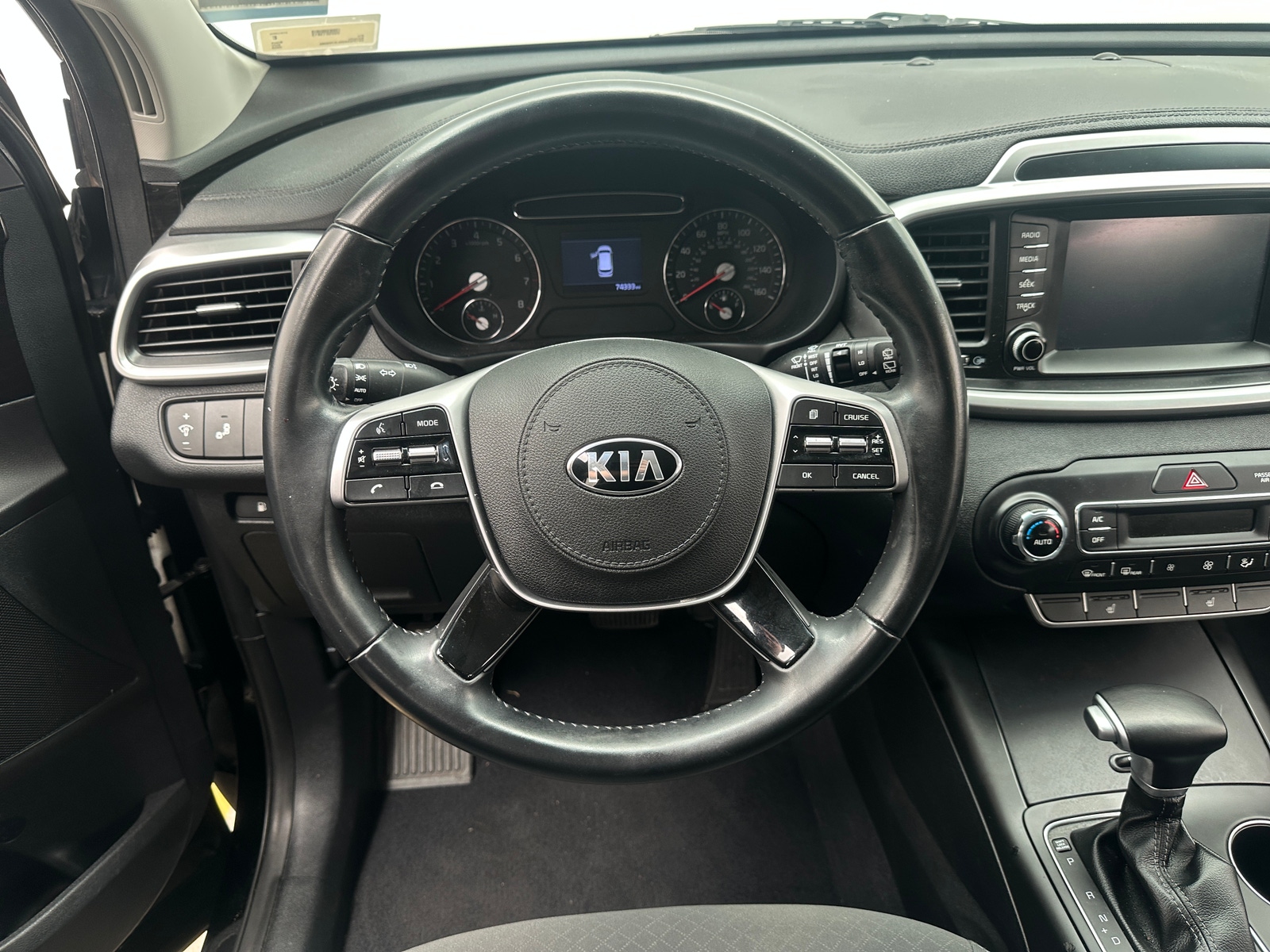 Thumbnail: 2020 Kia Sorento - 5