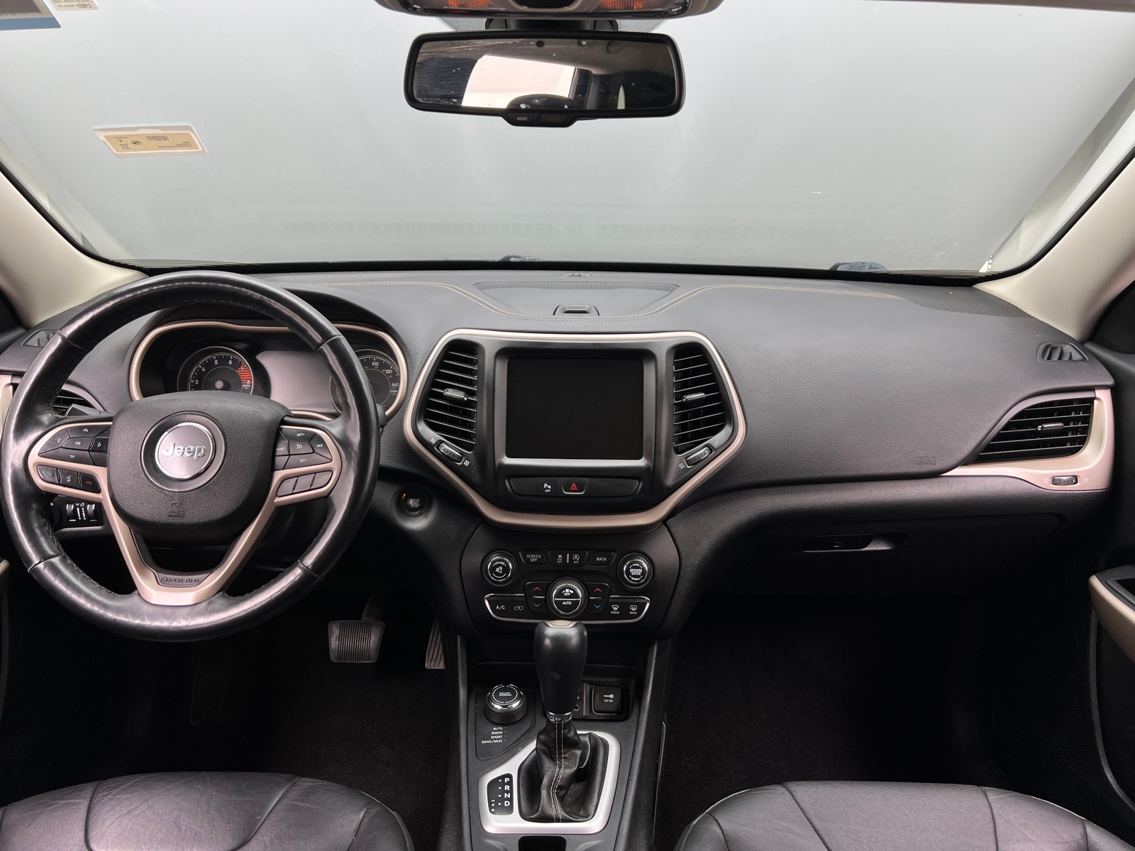 Thumbnail: 2018 Jeep Cherokee - 2