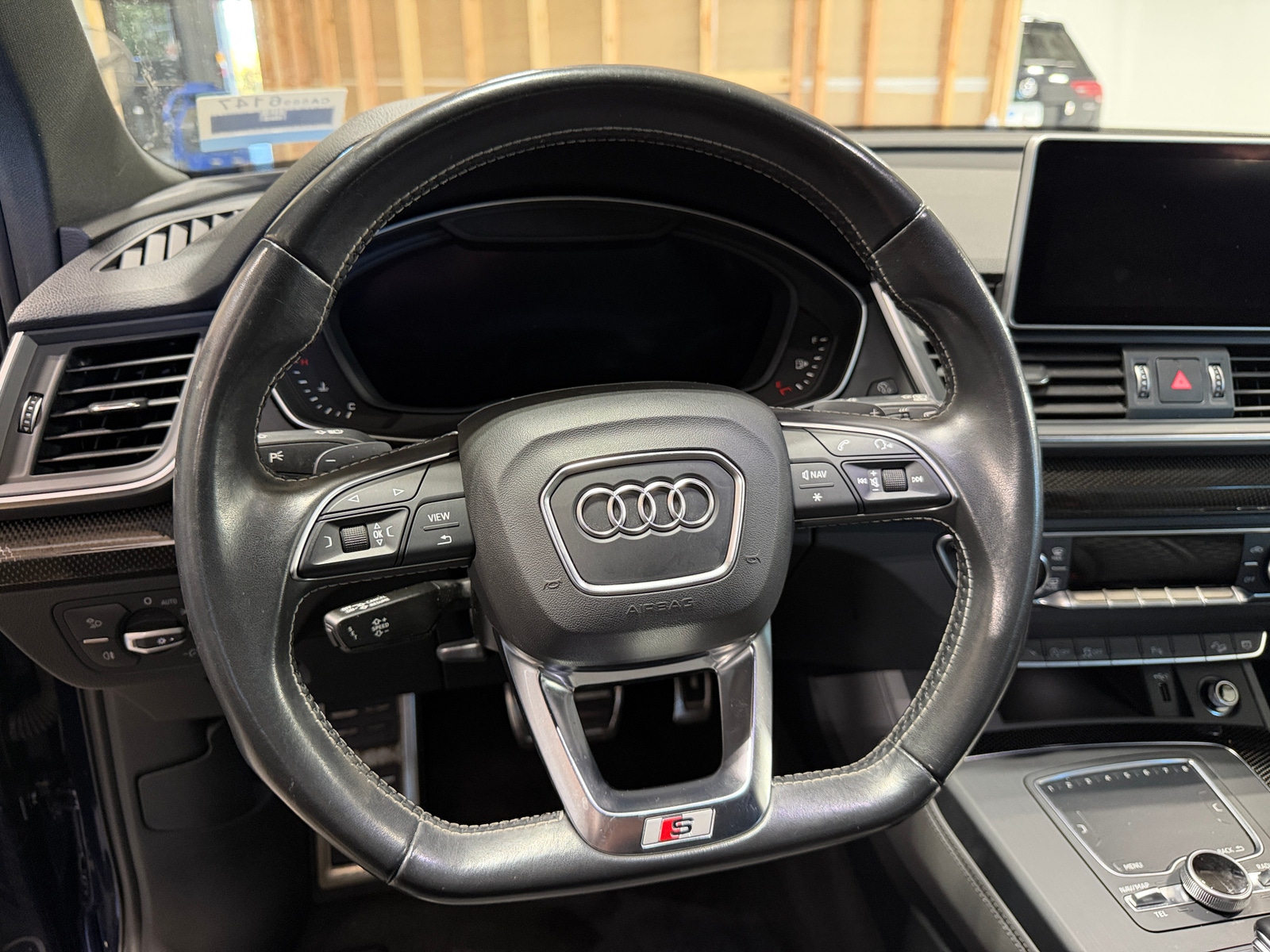 Thumbnail: 2019 Audi SQ5 - 4