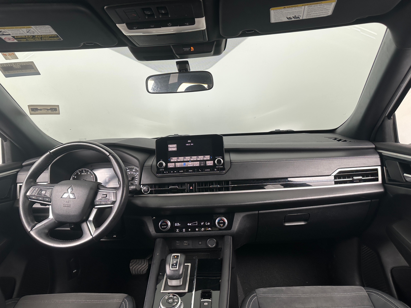 Thumbnail: 2022 Mitsubishi Outlander - 2