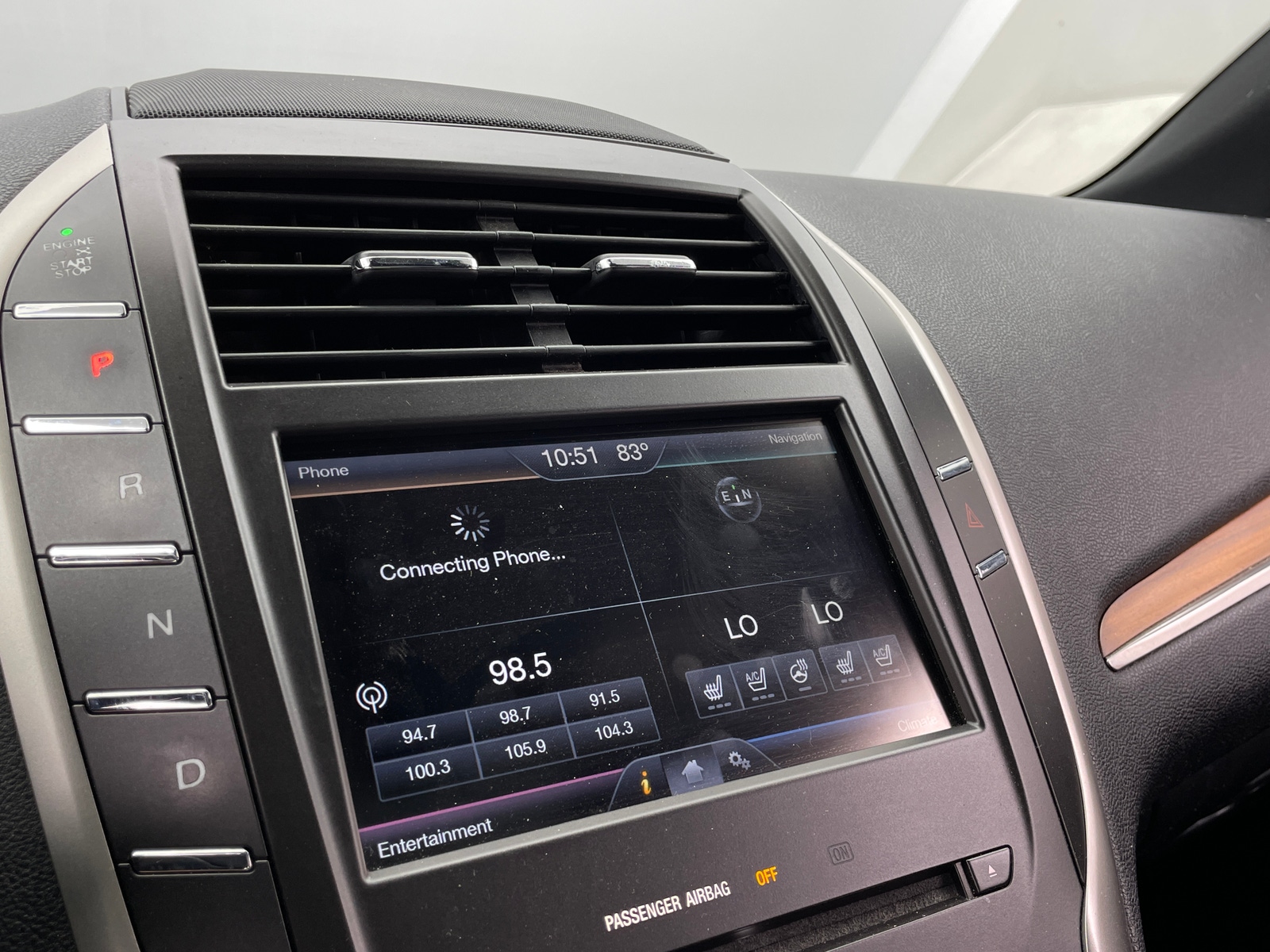 Thumbnail: 2015 Lincoln MKC - 3