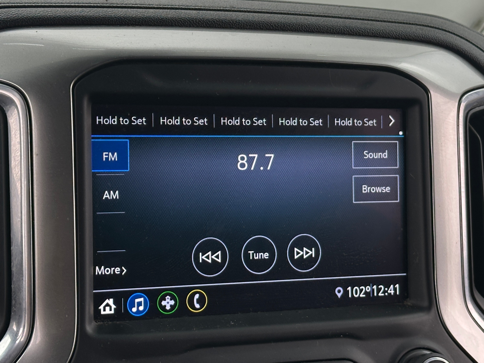 Thumbnail: 2020 Chevrolet Silverado 1500 - 4