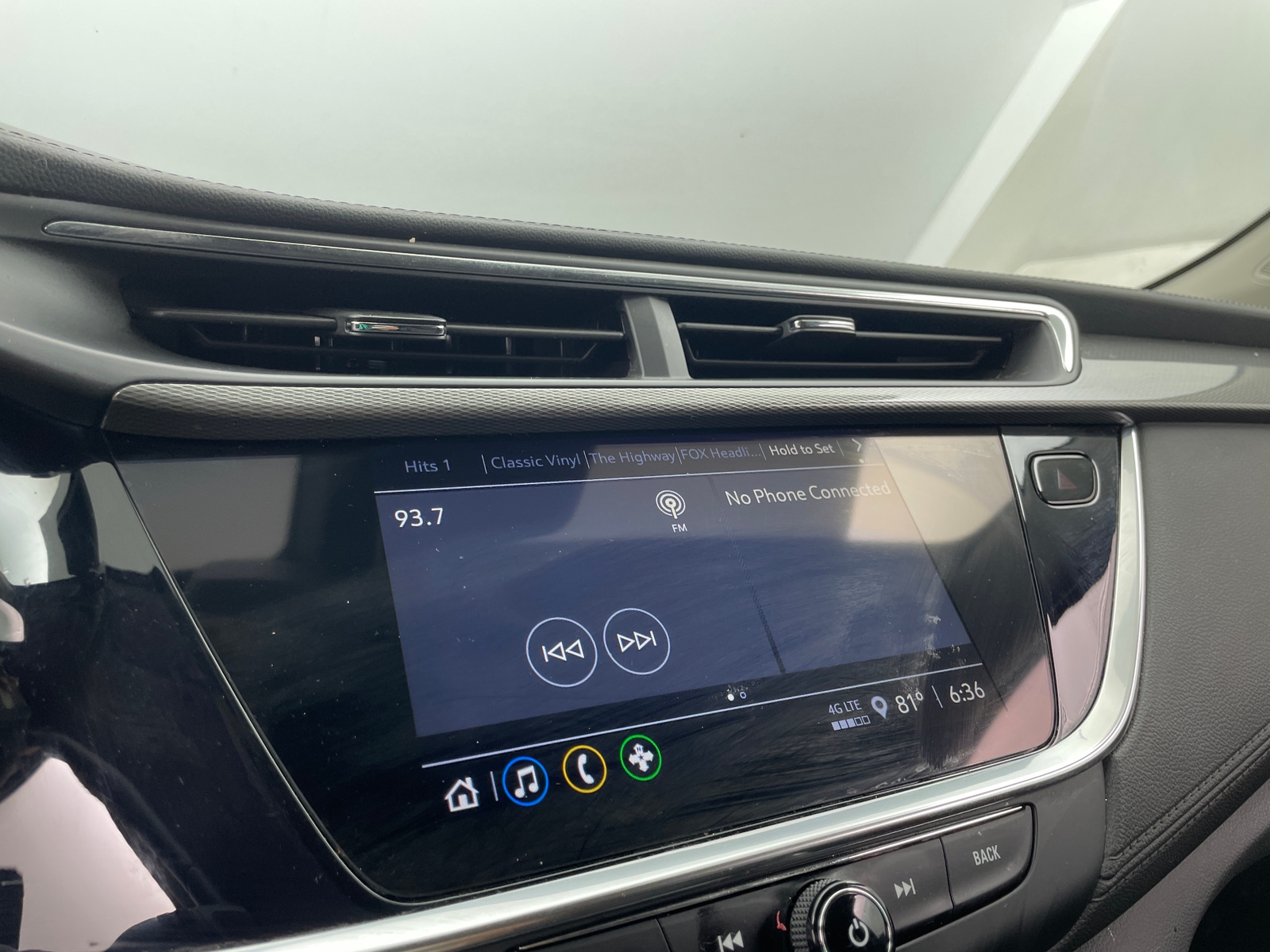 Thumbnail: 2022 Buick Encore GX - 3