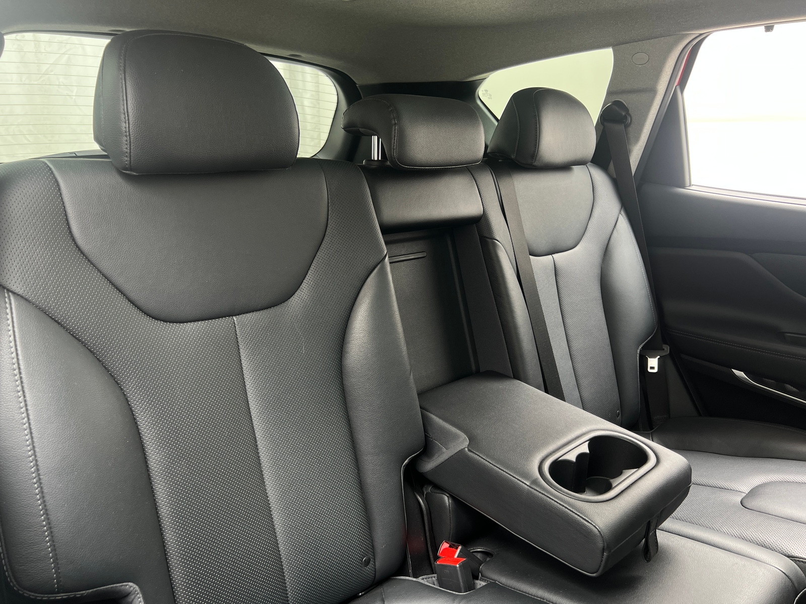 Thumbnail: 2019 Hyundai Santa Fe - 5