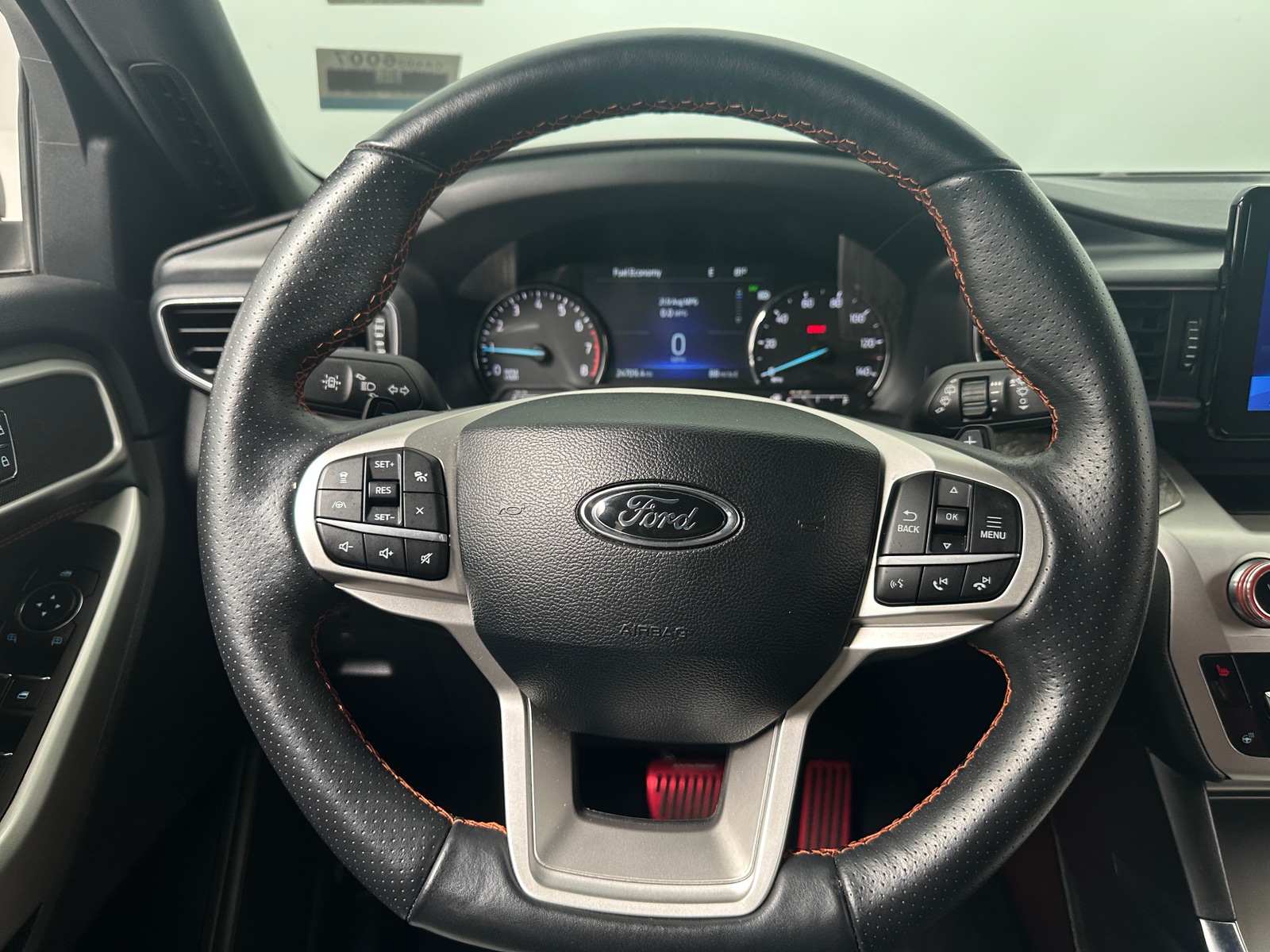 Thumbnail: 2022 Ford Explorer - 4