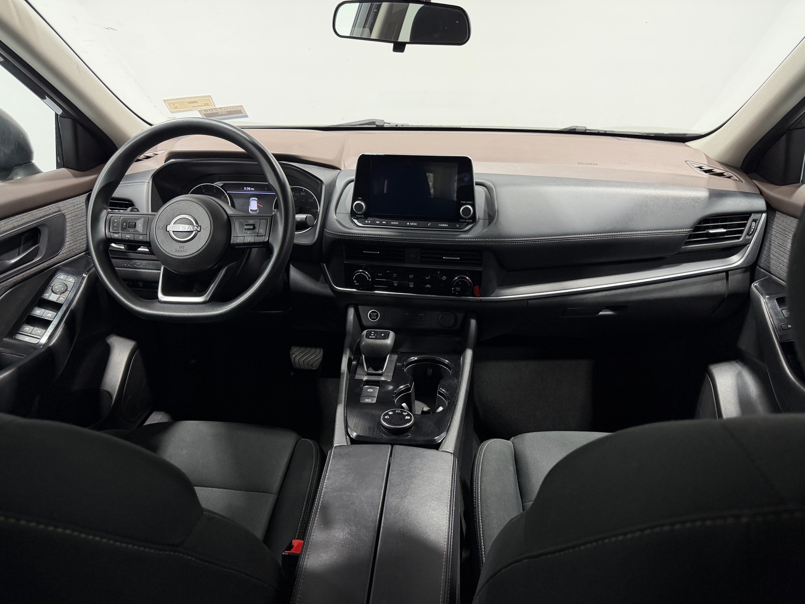 Thumbnail: 2023 Nissan Rogue - 3