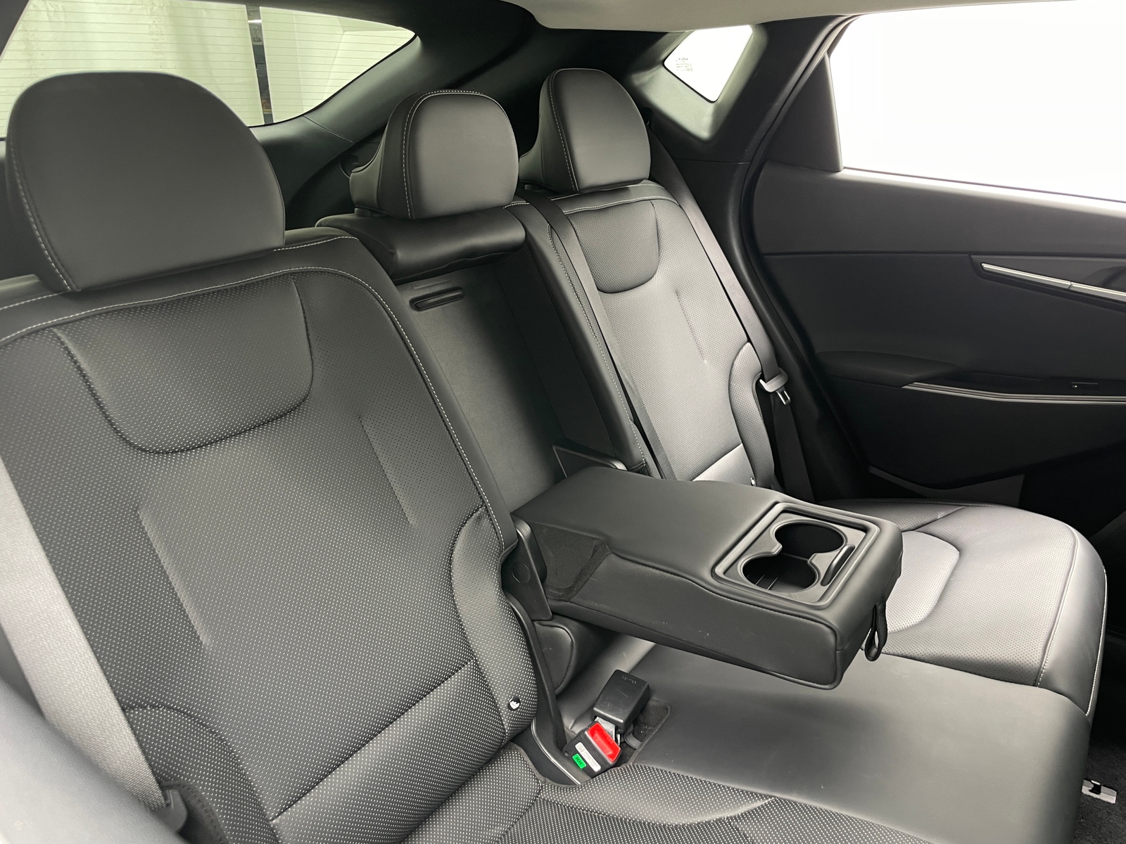Thumbnail: 2024 Kia EV6 - 6