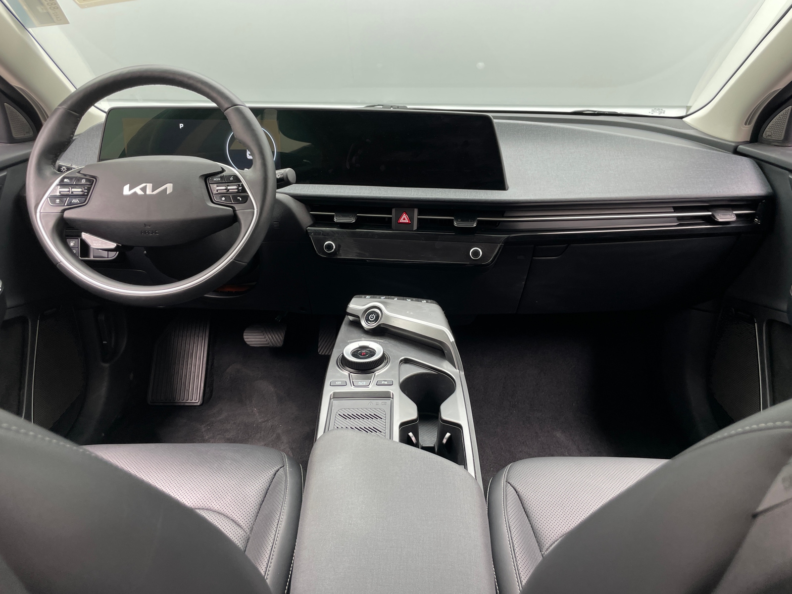 Thumbnail: 2024 Kia EV6 - 3