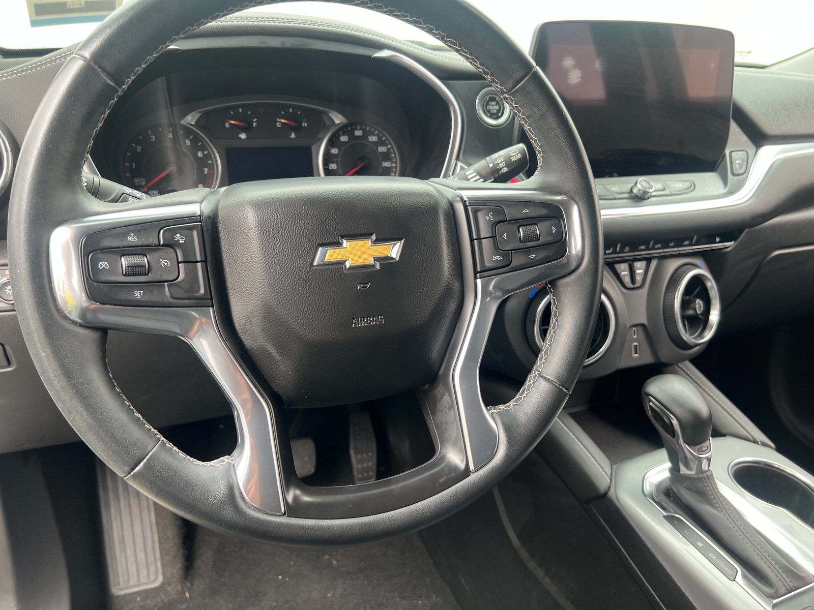 Thumbnail: 2023 Chevrolet Blazer - 4