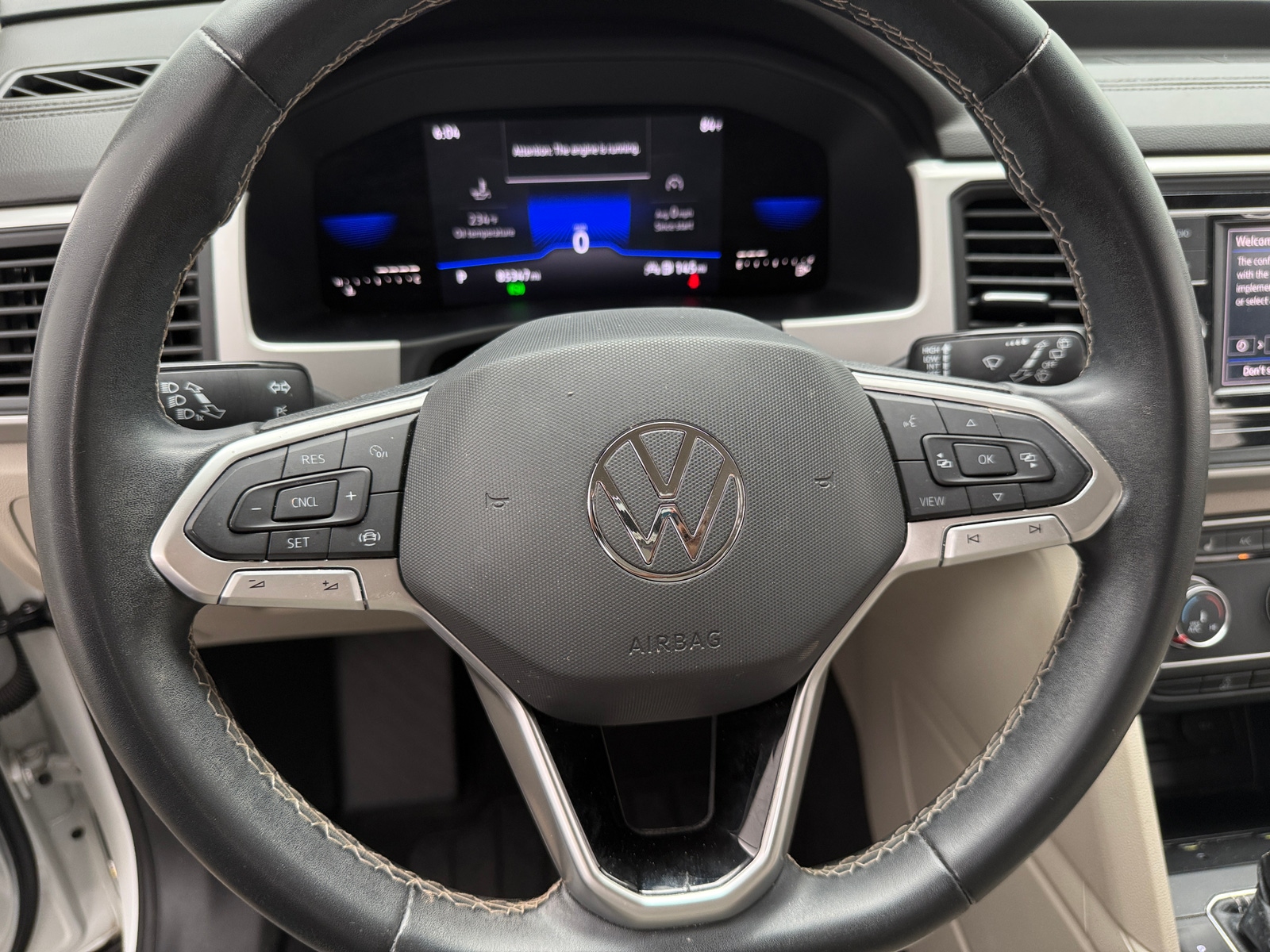 Thumbnail: 2022 Volkswagen Atlas - 4