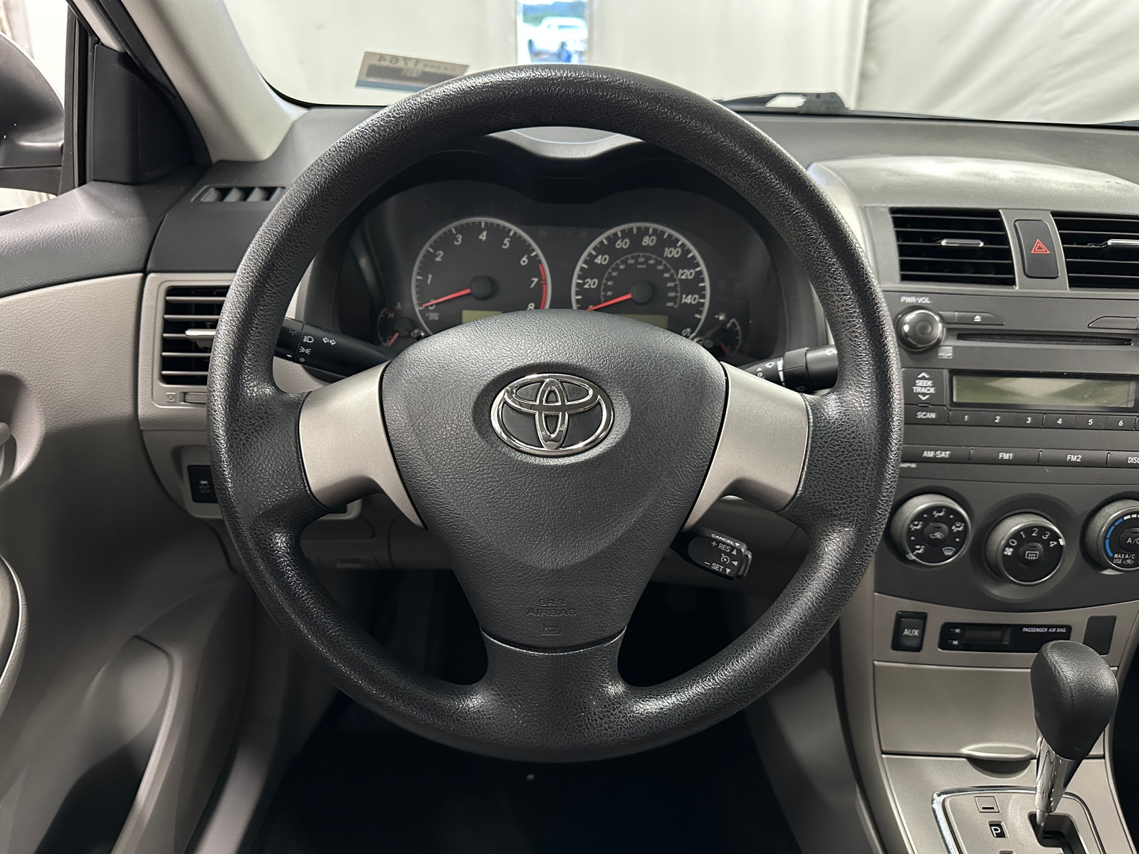 Thumbnail: 2011 Toyota Corolla - 5