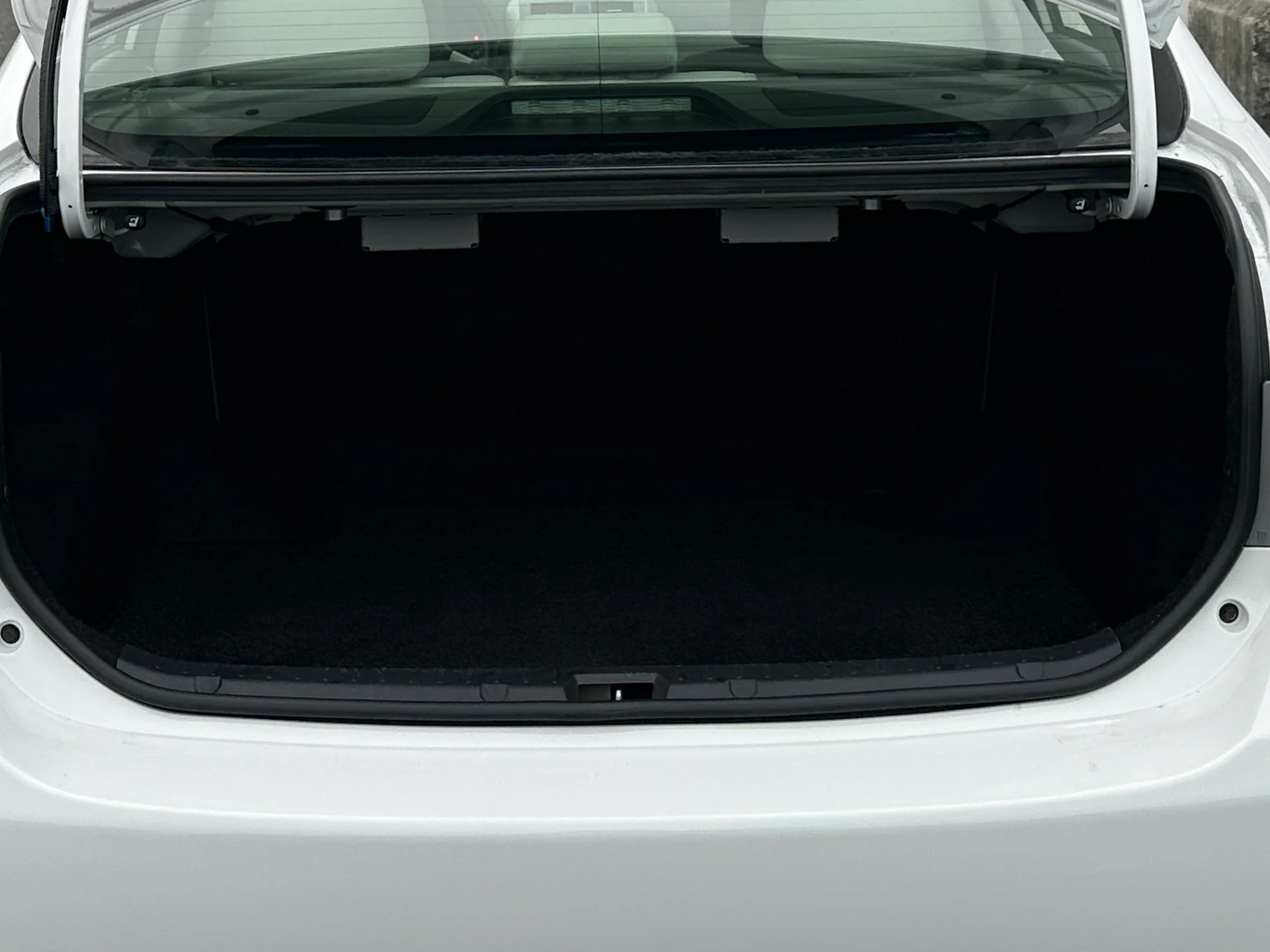 Thumbnail: 2011 Toyota Corolla - 7