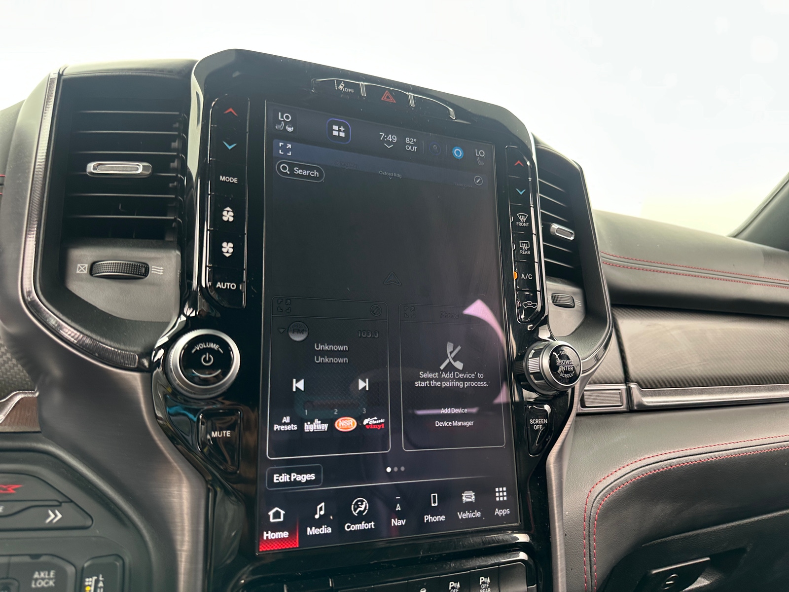 Thumbnail: 2022 RAM 1500 - 3
