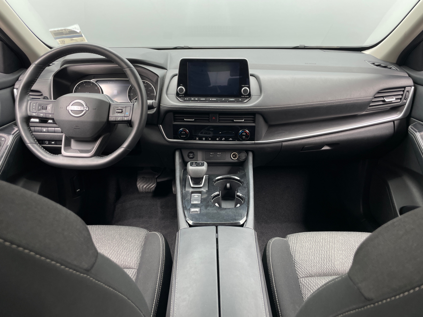 Thumbnail: 2025 Nissan Rogue - 3