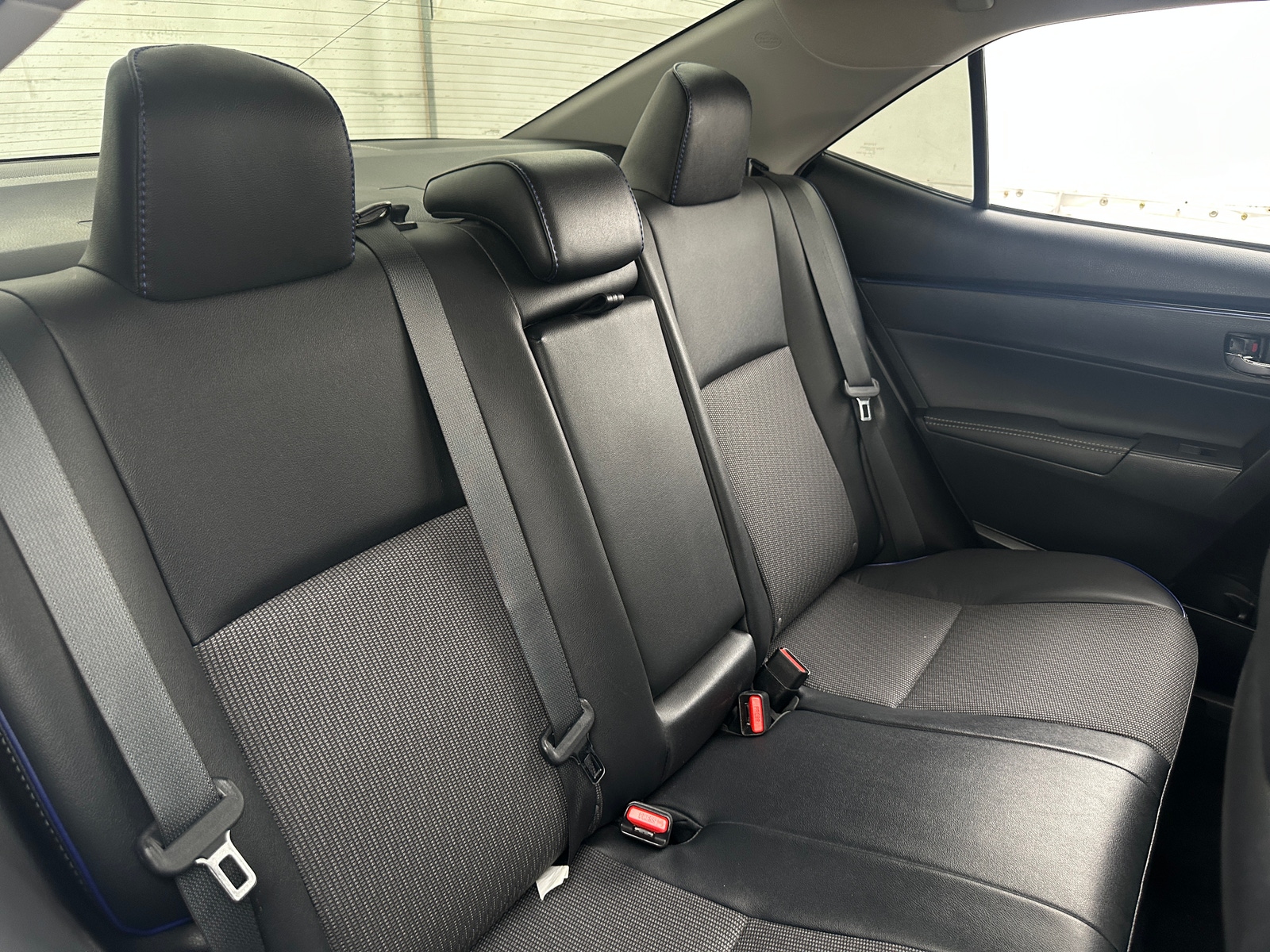 Thumbnail: 2018 Toyota Corolla - 6