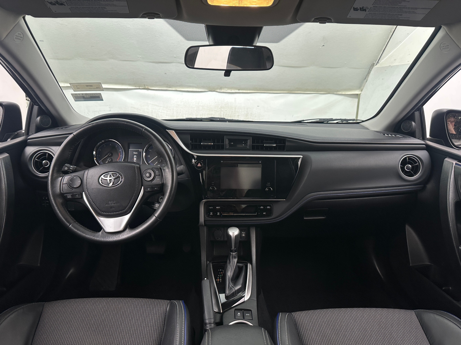 Thumbnail: 2018 Toyota Corolla - 3