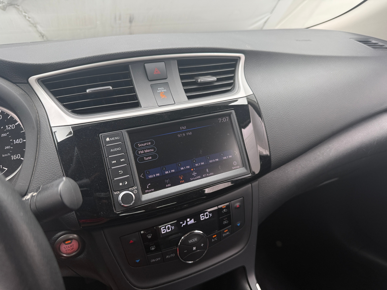 Thumbnail: 2019 Nissan Sentra - 4